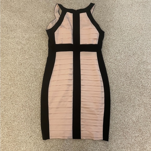 JAX Formal Pleaded Structured Body Con Molded Bra Party Dress - Picture 3 of 3